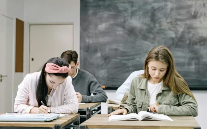 Une épreuve anticipée Bac de mathématiques en Première à Mâcon