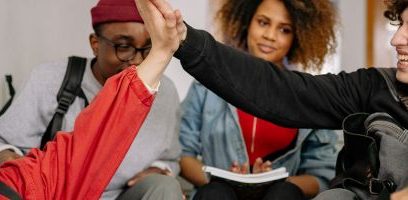 Rentrée au lycée : 6 clés pour aider son ado à réussir à Mâcon